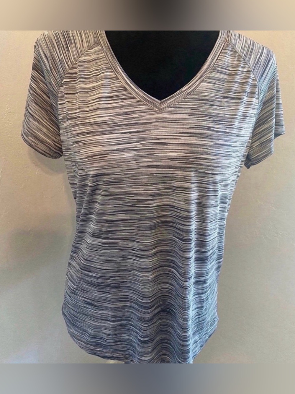 Women’s Short Sleeve Striped V-Neck Women's Top - Gray (Size L)